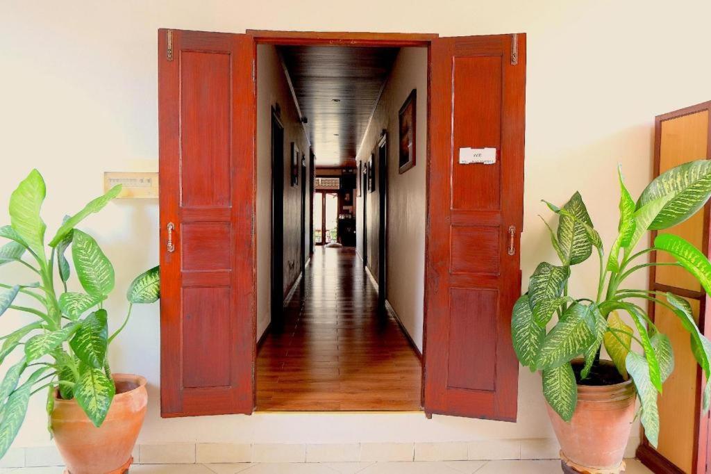 לואנג פרבאנג Villa Malida מראה חיצוני תמונה