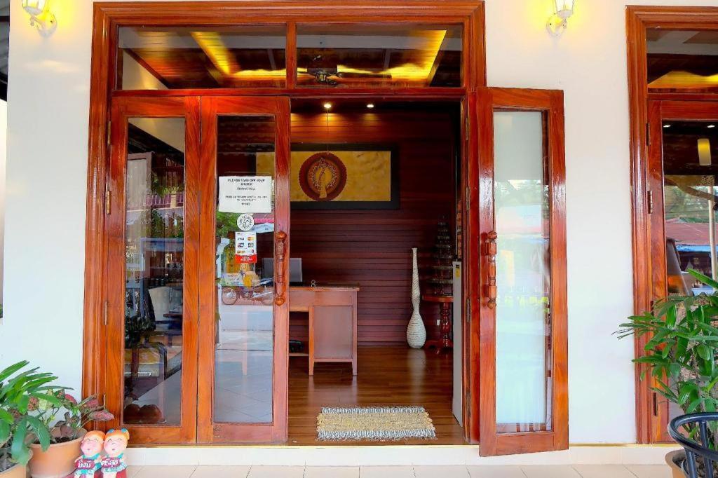 לואנג פרבאנג Villa Malida מראה חיצוני תמונה